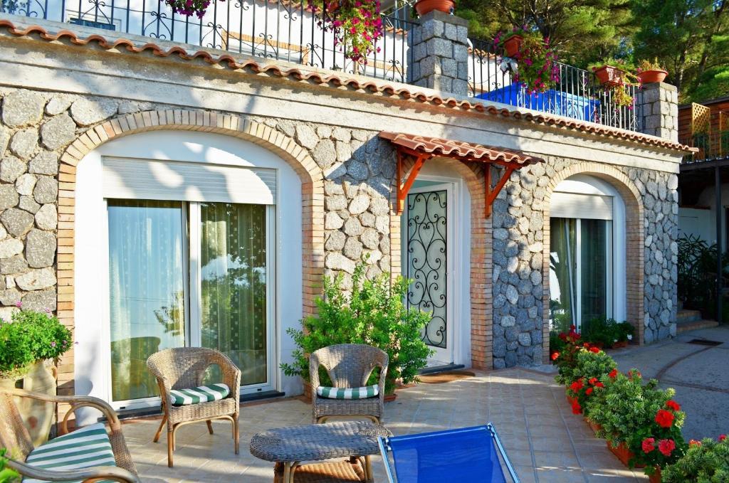 Le Ginestre Di Capri Bb & Holiday House Anacapri  Rum bild