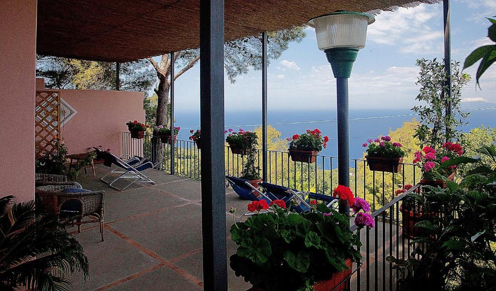 Le Ginestre Di Capri Bb & Holiday House Anacapri  Exteriör bild