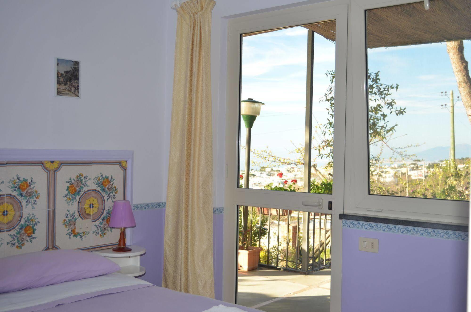 Le Ginestre Di Capri Bb & Holiday House Anacapri  Exteriör bild