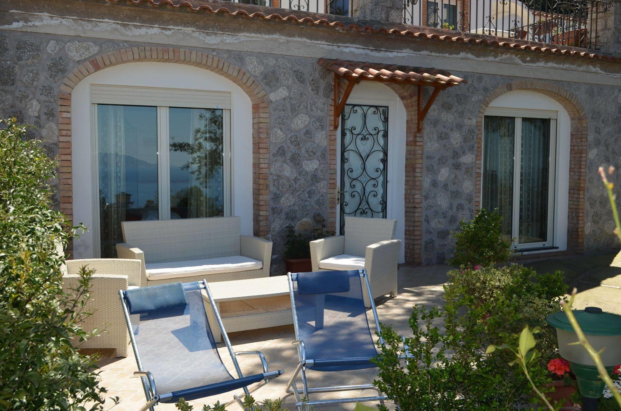 Le Ginestre Di Capri Bb & Holiday House Anacapri  Exteriör bild