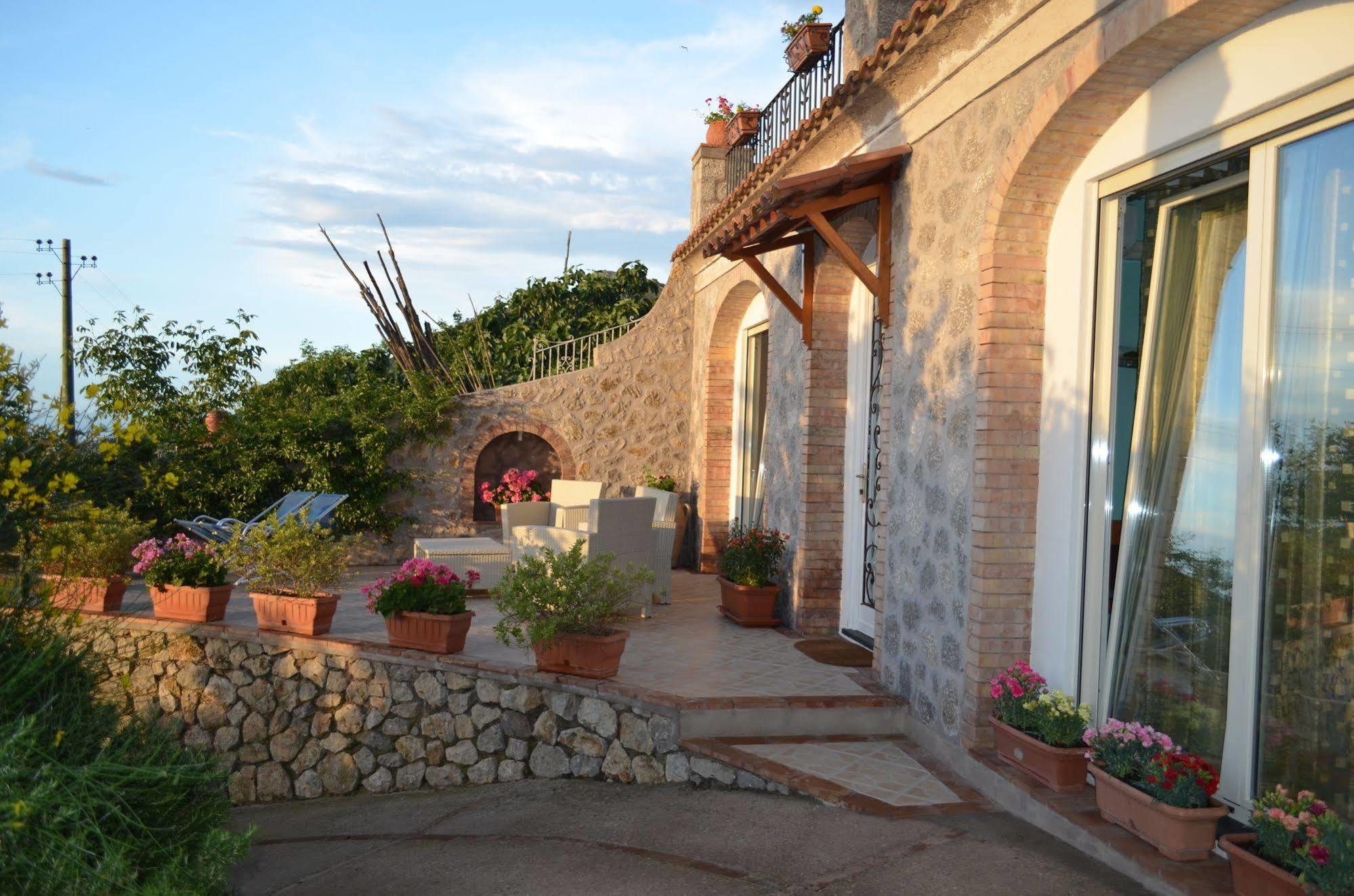 Le Ginestre Di Capri Bb & Holiday House Anacapri  Exteriör bild